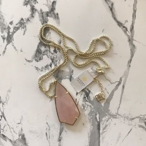 NWT Long pendant necklace